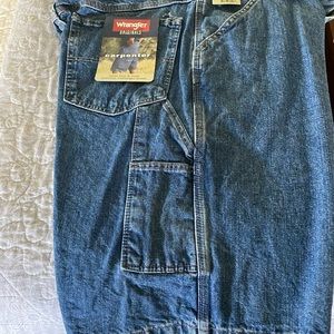 NWT men’s jean shorts made by Wrangler size 38waist